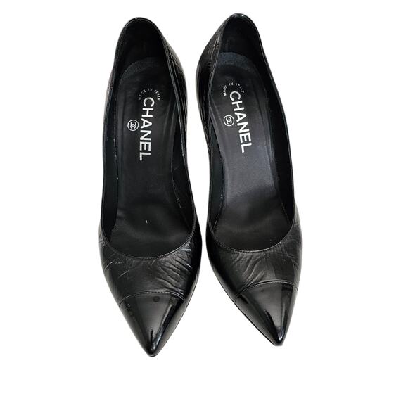 Chanel CC Patent Leather Pointed Cap Toe Pump Heel Size 39 US 8 8.5 Black Silver - Picture 2 of 13